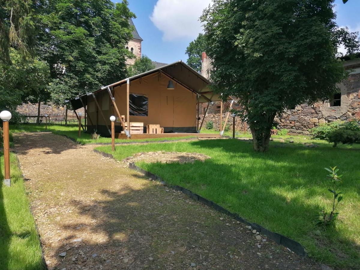 Отель Gutshof Tda-Lohma Langenleuba-Niederhain Экстерьер фото